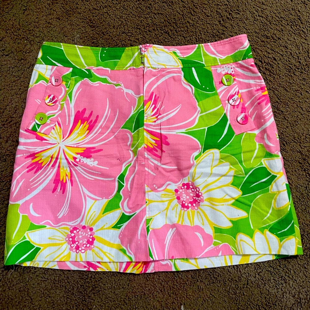 Lilly Pulitzer skirt size 10 flower pattern